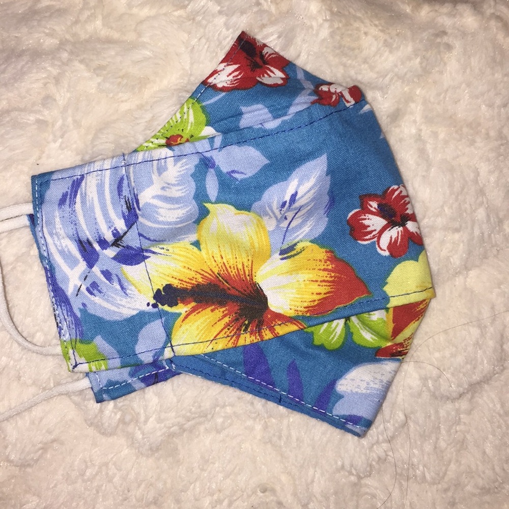 Hawaiian floral face mask